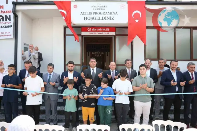 Düzce İhsaniye Köyü Camii Yeniden İbadete Açıldı