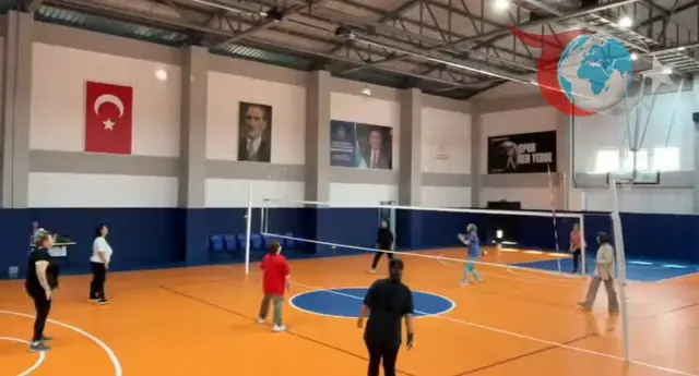 Pazaryeri'nde Kadınların Voleybol Coşkusu: Spor, Dayanışma ve Eğlence