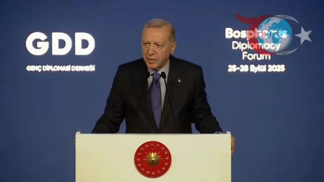 Erdoğan, Bosphorus Diplomasi Forumu'nda Gençlere Seslendi