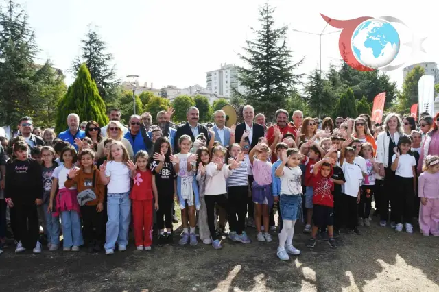 Eskişehir'de Aileler ve Çocuklar Sporla Buluştu: Bilge Aileden Bilinçli Topluma Projesi