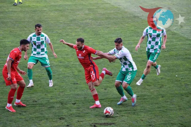 Amasyaspor ve Düzcespor Arasında Gol Sesi Çıkmadı!