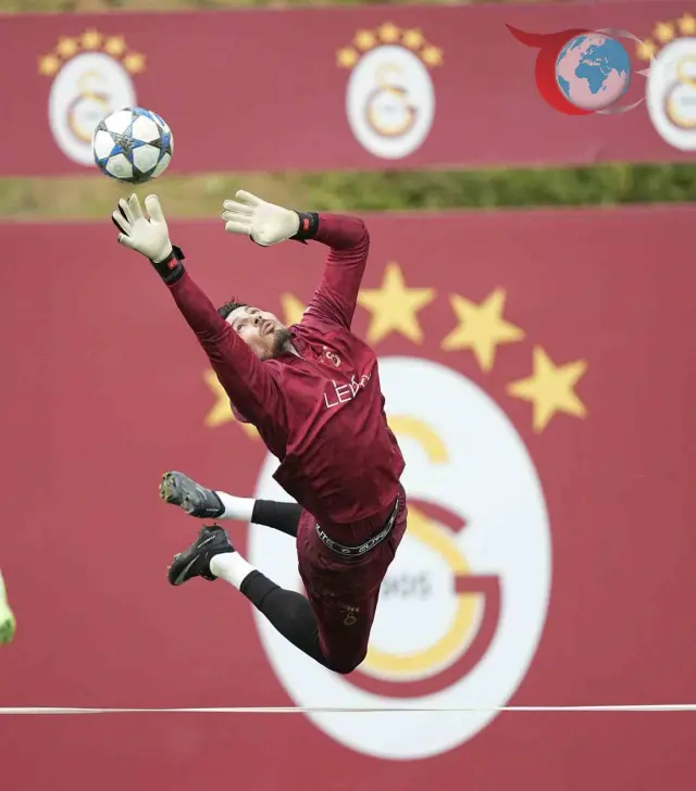 Galatasaray, Liverpool Maçı Öncesi Hazırlıklarını Tamamlıyor