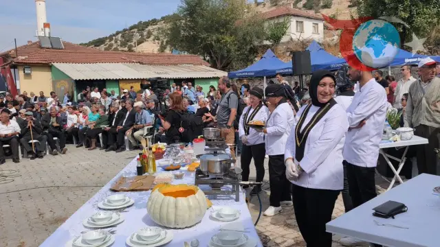Yörükkırka Köyü’nde Balkabağı Coşkusu: Festivalde Lezzet Şöleni