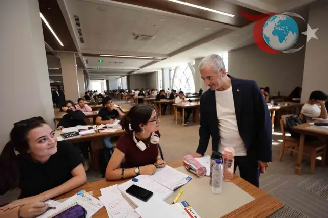 Şahinbey Belediye Başkanı Tahmazoğlu'ndan Gençlerle İlham Veren Buluşma
