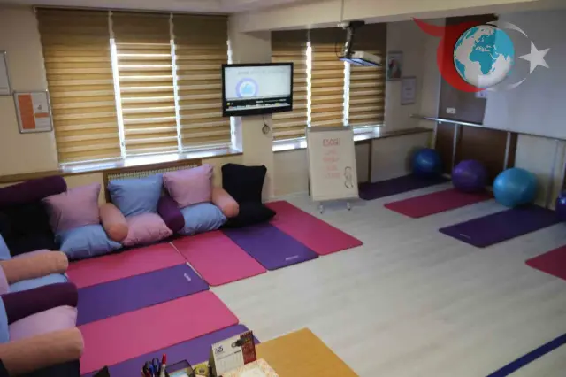 Eskişehir Osmangazi Üniversitesi'nde Gebe Okulu Açılışı Gerçekleşti