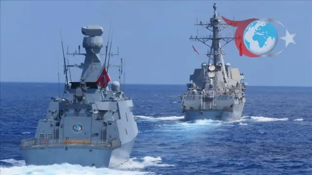 Doğu Akdeniz'de Deniz Kuvvetleri'nden 11 Kişinin Tahliyesi