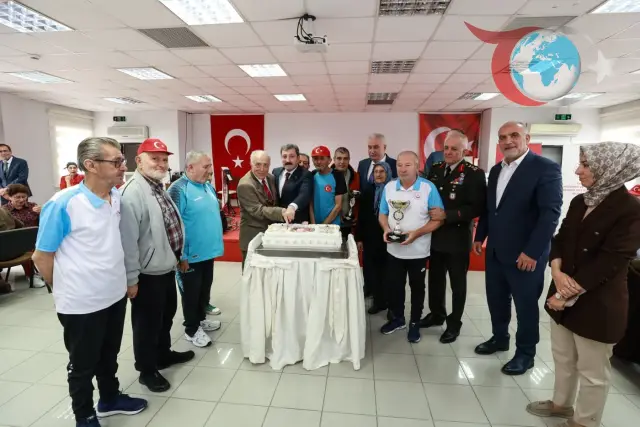 Samsun’da Renkli Etkinliklerle Dünya Yaşlılar Günü Kutlandı