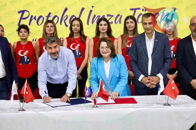 Didim Belediyesi ile Didimspor Kadın Voleybol Takımı Arasında Güçlü İş Birliği