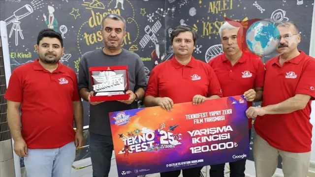 Geçmişten Günümüze Teknoloji: Genç STEM'in Kısa Filmi