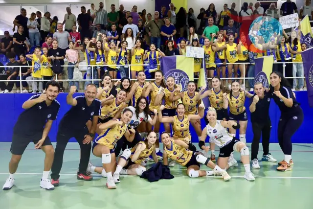 Didim Belediyespor Kadın Voleybol Takımı Sezona Hızlı Başladı