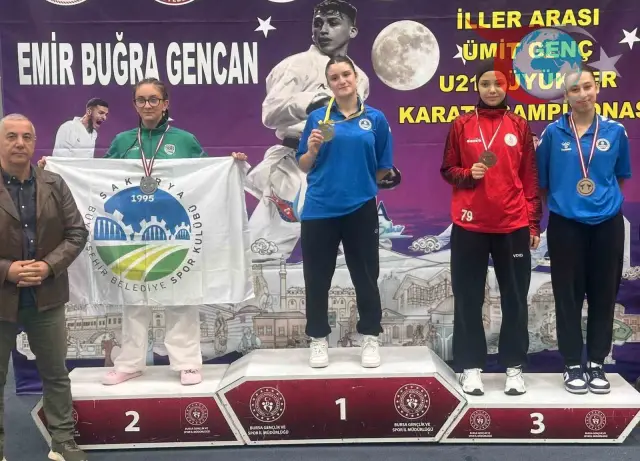 Körfez Gençlerbirliği'nin Bursa'dan Madalyalarla Döndü