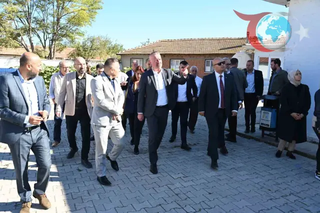 Karacabey Belediye Başkanı Fatih Karabatı'dan Bakırköy'e Ziyaret