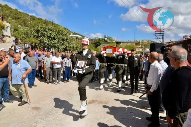 Hatay'da Kore Gazisi Derviş Karakuş'a Veda: 105 Yıllık Hayat Yolculuğu Son Buldu