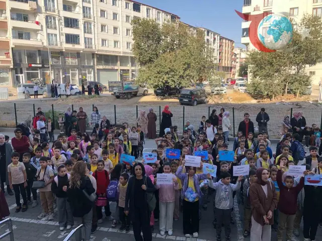 Gazze ve Doğu Türkistan'a Destek Iğdır'dan Yükseliyor