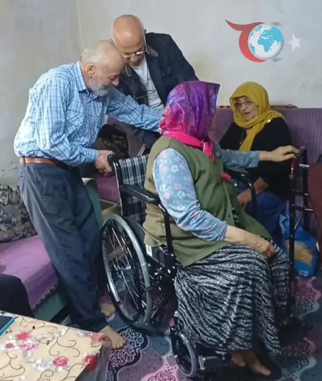 Samsun'da İhtiyaç Sahiplerine Tekerlekli Sandalye Desteği: Emekli Astsubaylar Harekete Geçti