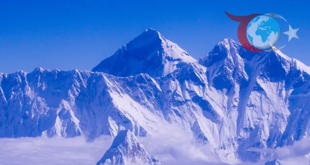Everest Dağı’ndaki Ezber Bozan Kurtarma Operasyonu Tamamlandı