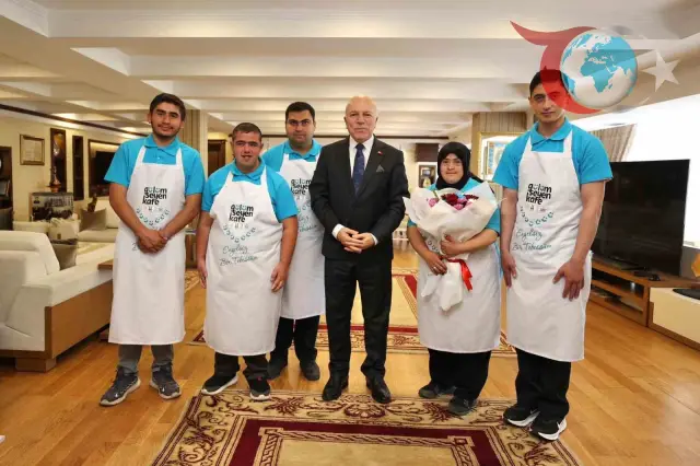 Engelli Gençlere Umut Işığı: Gülümseyen Kafe Projesi