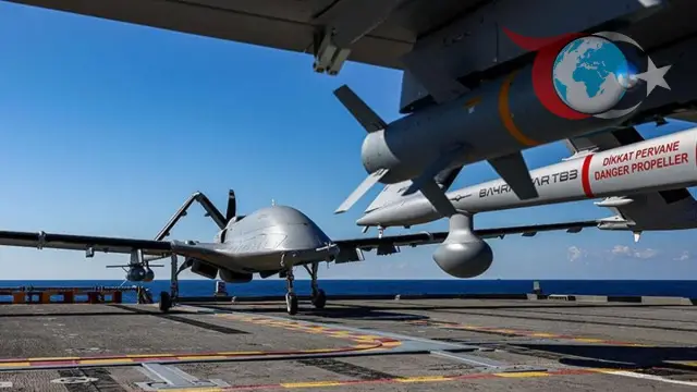 DENİZKURDU-I/2025 Tatbikatında TCG Anadolu'dan Çift Bayraktar TB3 Kalkışı!