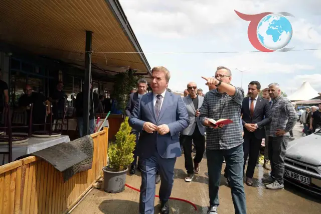 Erzincan Valisi Yangın Sonrası Zarar Gören İş Yerlerini Ziyaret Etti