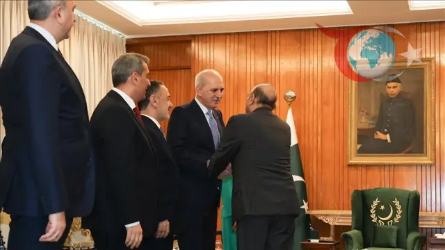 İslamabad'da Üçlü İşbirliği! Türkiye, Azerbaycan ve Pakistan'dan Güç Birliği