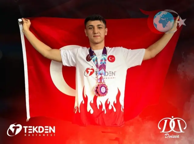 Milli Gururumuz Arda Veli Kol Kick Boks Dünya Kupasında Tarihe Geçti