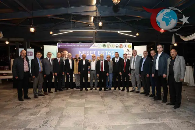 Neşet Ertaş Anısına Duygusal Gece: Kocaeli'de Türküler ve Ödüller