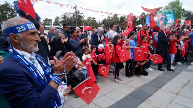 Erzurum’da 19 Mayıs Coşkusu
