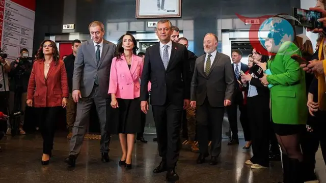 CHP'yi ziyaret eden DEM Parti heyetiyle görüşen Özgür Özel'den açıklamalar
