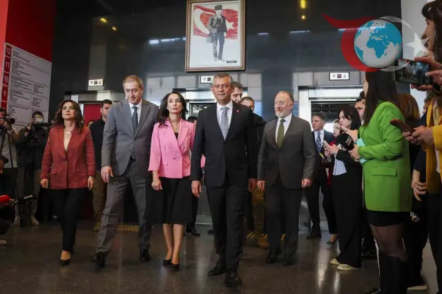 Özgür Özel, DEM Parti heyetini kabul etti