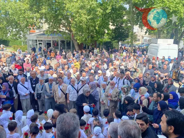 Kocaeli'den 95 Hacı Adayı Kutsal Topraklara Uğurlandı