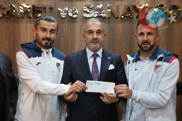 Elazığ Ticaret ve Sanayi Odası Başkanı İdris Alan'dan Elazığspor'a 10 Milyonluk Bağış