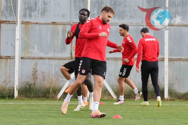 Sivasspor, Manisa FK Maçı İçin Taktiklerini Gözden Geçirdi