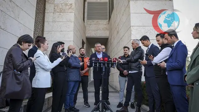 Özgür Özel'den Erdoğan'a Eleştiriler: "CHP, Türkiye'nin Birinci Partisi"