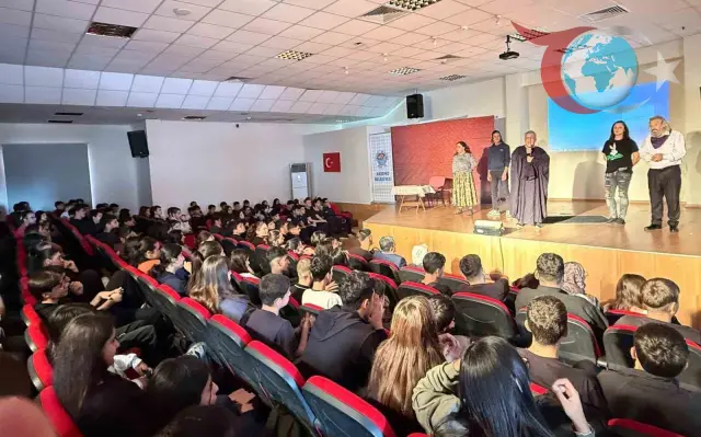 Mersin'de Gençlere Madde Bağımlılığına Karşı Tiyatro İle Farkındalık
