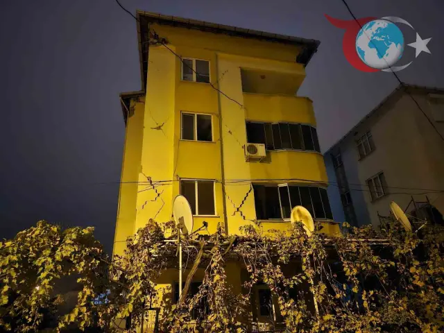 Balıkesir'de 4.5 Büyüklüğünde Çifte Deprem!