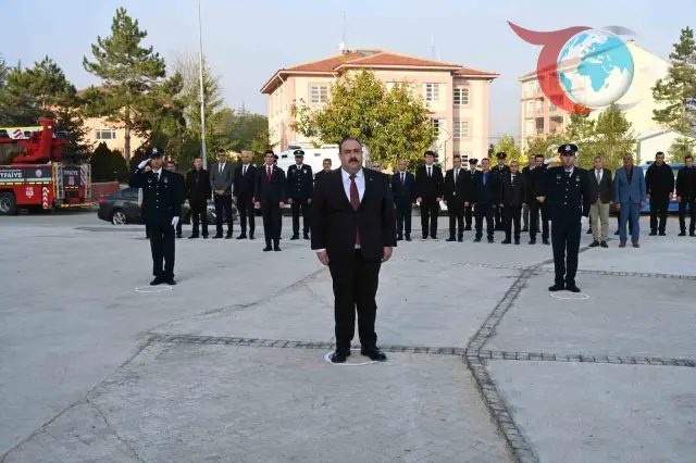 Eskişehir'de Atatürk'ü Anma Töreni: Cumhuriyet'in Değerlerini Geleceğe Taşıma Sorumluluğu