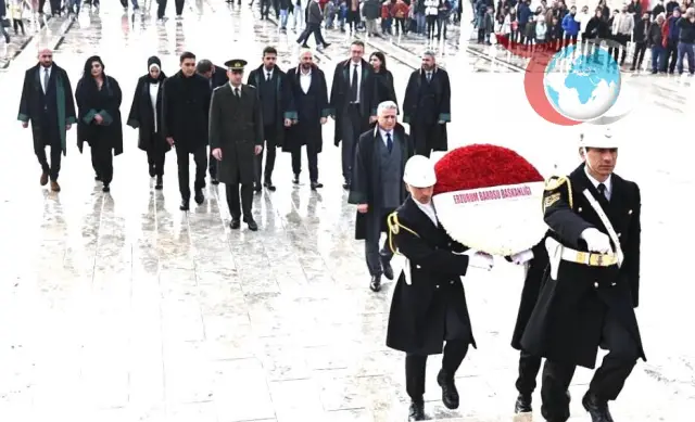 Erzurum Barosu Anıtkabir’de Atatürk’ü Andı: Cumhuriyetin Temel Değerlerine Bağlılık Sözü