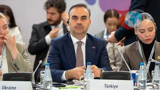 Türkiye'nin Bölgesel Kalkınma Politikaları Hakkında Bakan Kacır'dan Açıklamalar