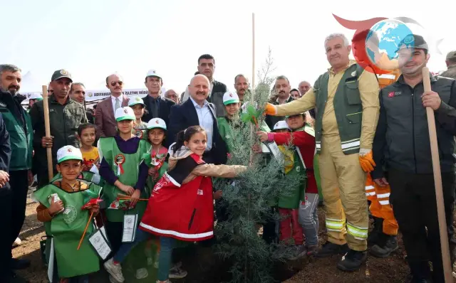 Adıyaman’da Geleceğe Nefes: 10 Bin 500 Fidan Toprakla Buluştu