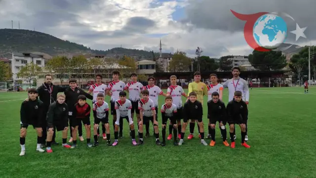 Vitraspor U14 Gençler Ligi'nde Yenilmez Armadasını Sürdürüyor