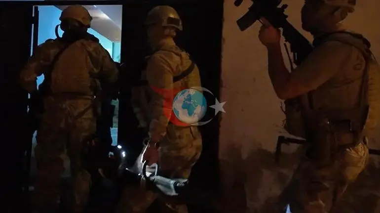 Mersin merkezli yasa dışı bahis operasyonunda 26 şüpheli tutuklandı