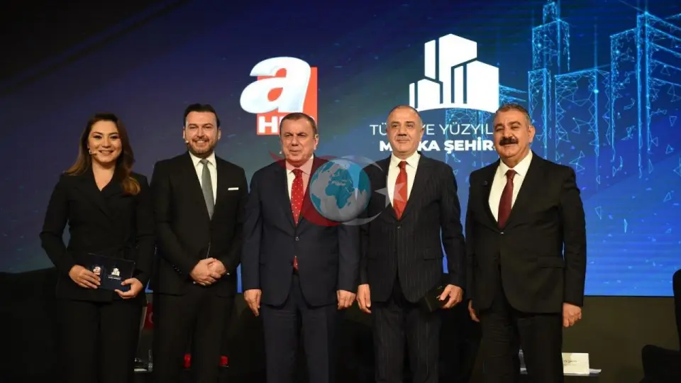 Türkiye Yüzyılında Marka Şehirler Zirvesi'nde yerel yönetimlerin geleceği konuşuldu