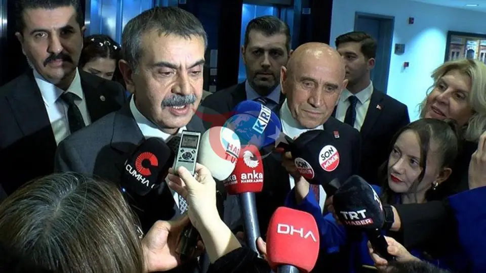 Milli Eğitim Bakanı Yusuf Tekin, Kemal Kılıçdaroğlu'na Nezaket Ziyaretinde Bulundu