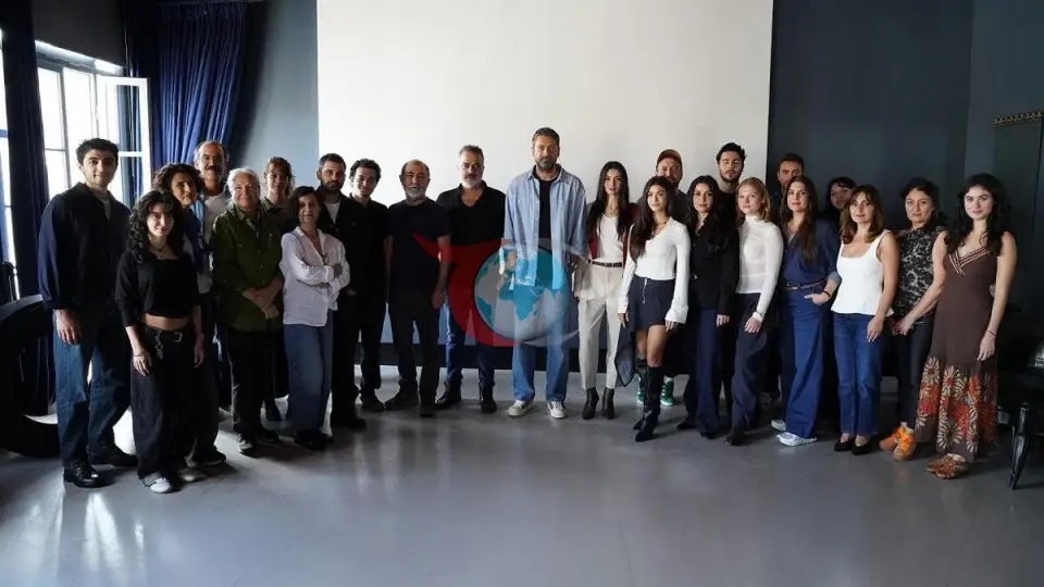 Kanal D’nin yeni dizisi Karakuyu’nun okuma provasında oyuncu kadrosu bir araya geldi