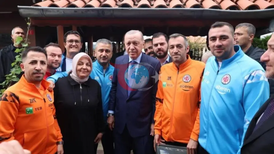 Cumhurbaşkanı Erdoğan, İstanbul Kastamonuspor Kulübü yöneticilerini kabul etti