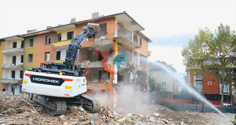 İstanbul'da yaşanan bina çökmeleri sonrası yapı güvenliği sorgulama süreci nasıl işliyor?