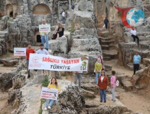 Adıyaman’ın Tarihi Yerlerinde “Sağlık İçin Hareket Et” Etkinliği Düzenlendi