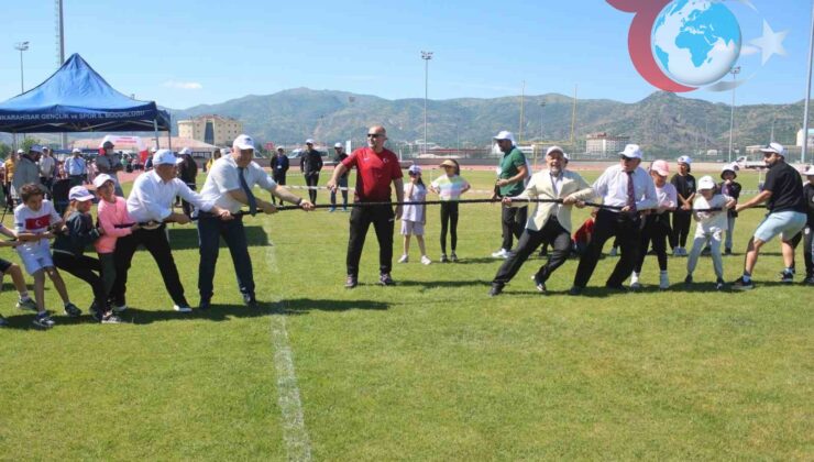 Afyonkarahisar’da Geleneksel Çocuk Oyunları Şenliği Coşkuyla Kutlandı