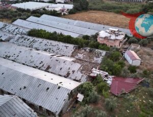 Antalya’da Şiddetli Hortum ve Sağanak Yaşamı Felç Etti