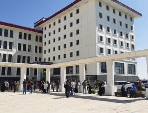 Ardahan Üniversitesinden Ayı Uyarısı